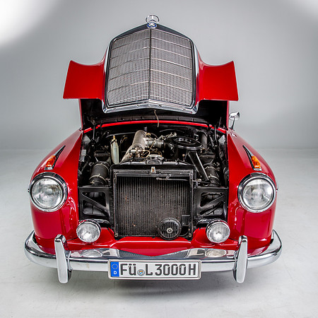 Mercedes 220 SE_04
