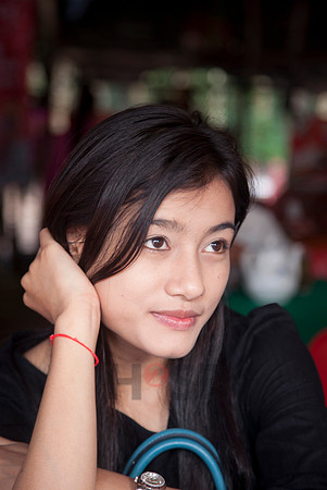 111017SH114H2SF.JPG