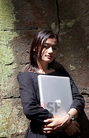 111017SH133H2SF.JPG