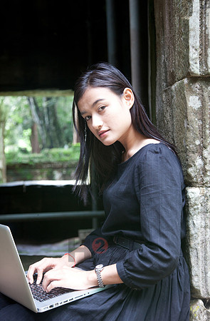 111017SH131H2SF.JPG