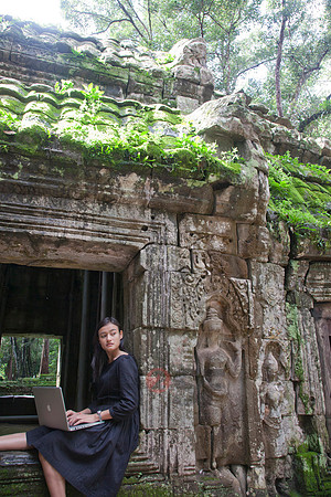 111017SH128H2SF.JPG