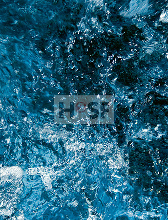 128-135 The Big Blue_Seite_4